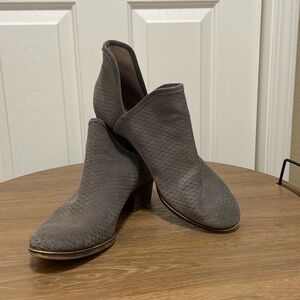 Lucky Brand Gray Ankle Boots, sz 10m/42, real leather